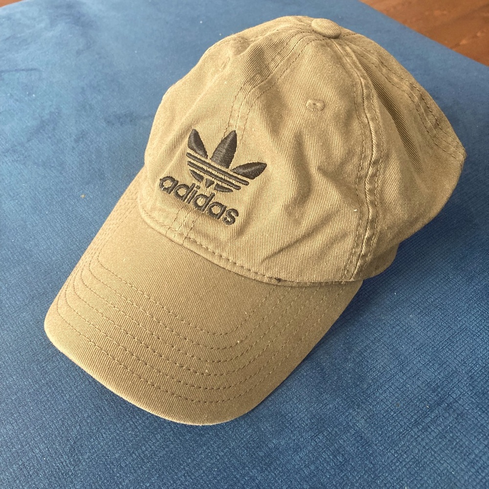 Adidas dad cap